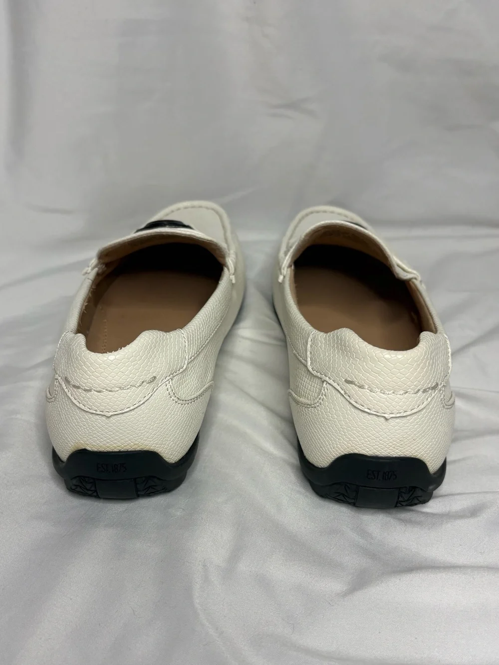 Stacy Adams White Leather Slip-On Penny Loafers with Silver Accent